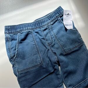New elastic waisted jeans size 4 osh kosh bgosh